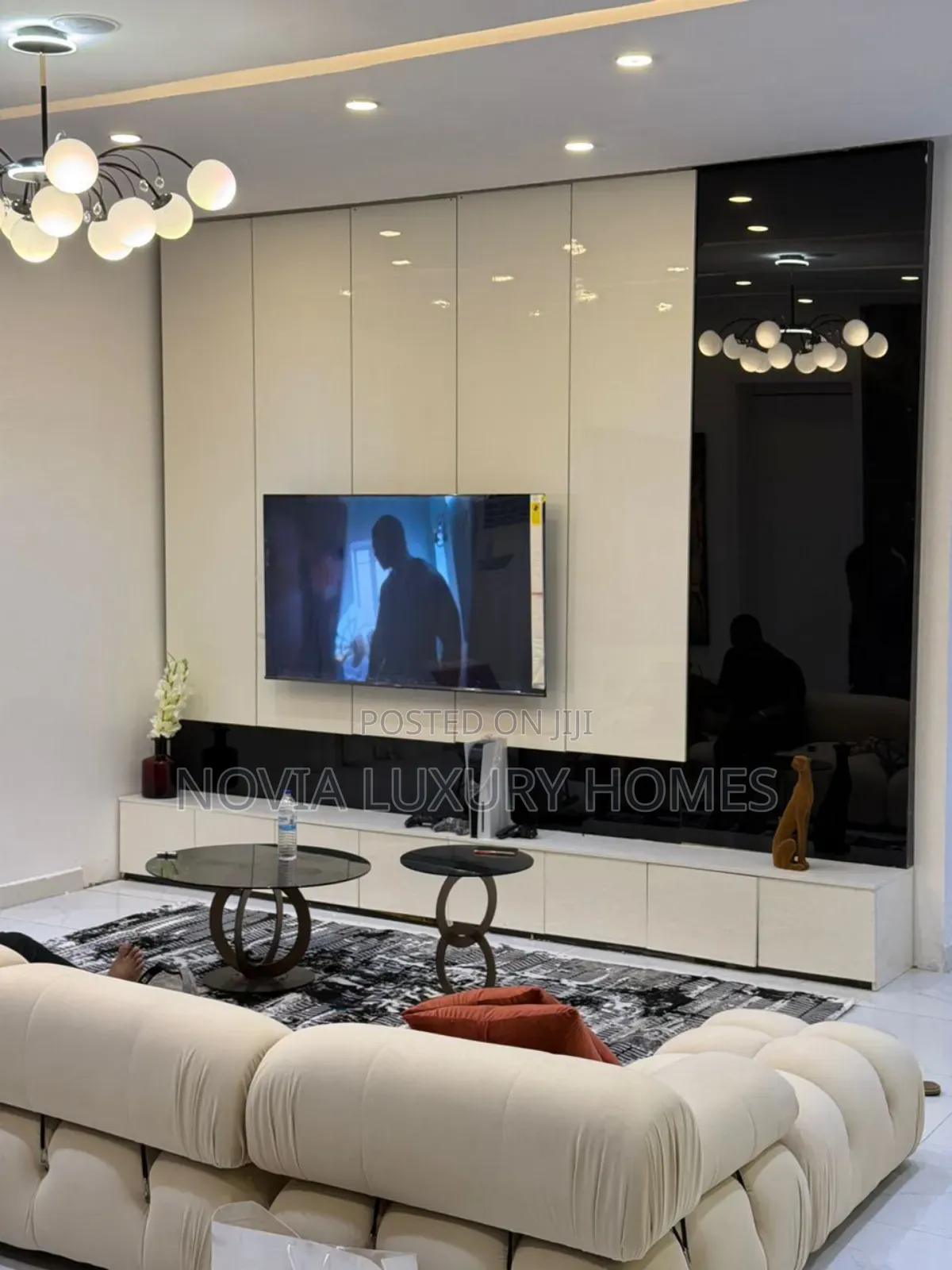 Luxury 3bedroom With Cinematic Room