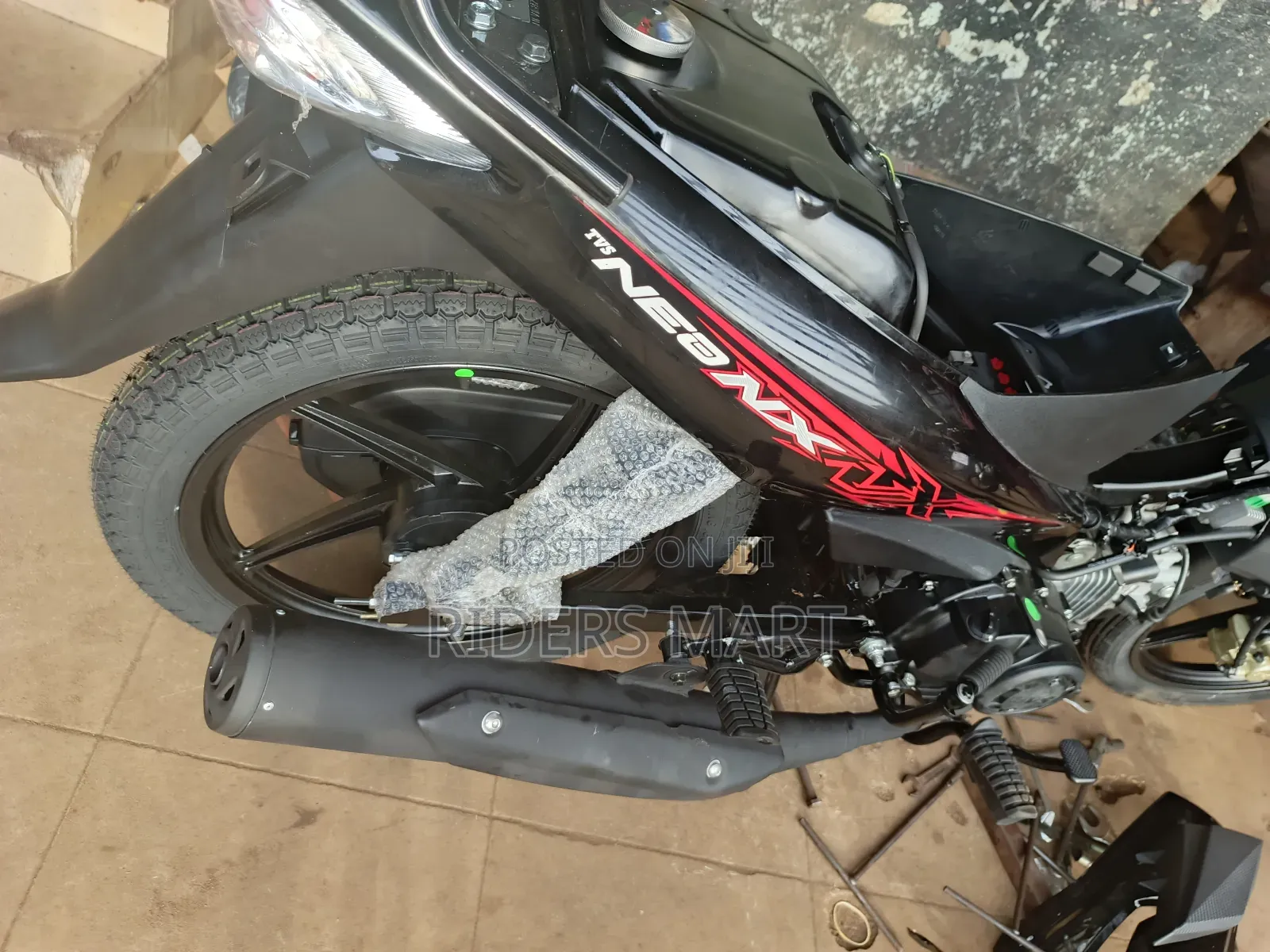 New TVS Neo NX 2022 Black