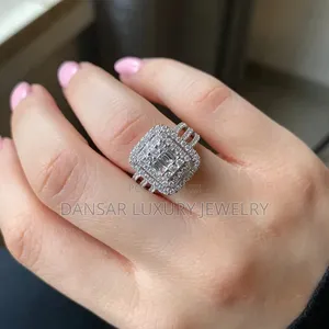 Sugar Luxury Proposal Ring
