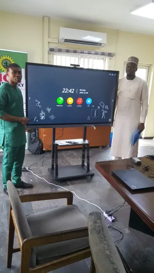 All-in-One Interactive Smart Board