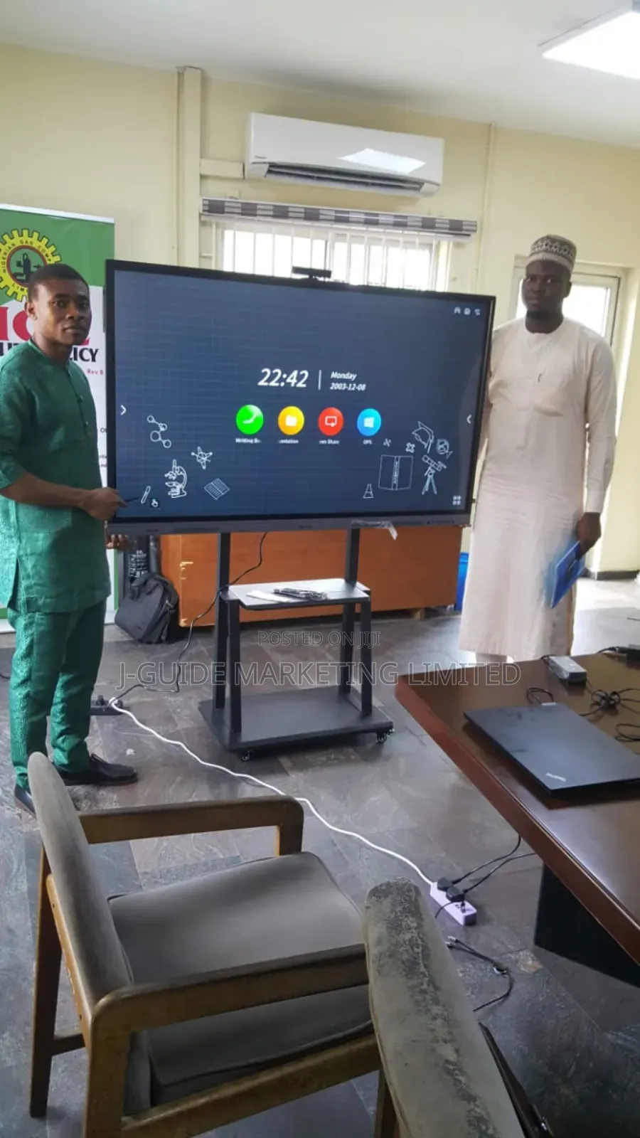 All-in-One Interactive Smart Board