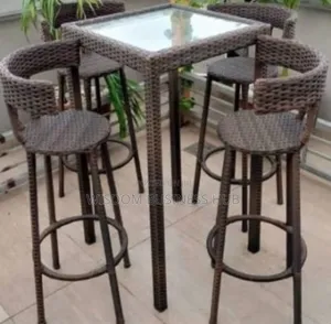 Restaurant/Dining Set for Homes and Restaurants