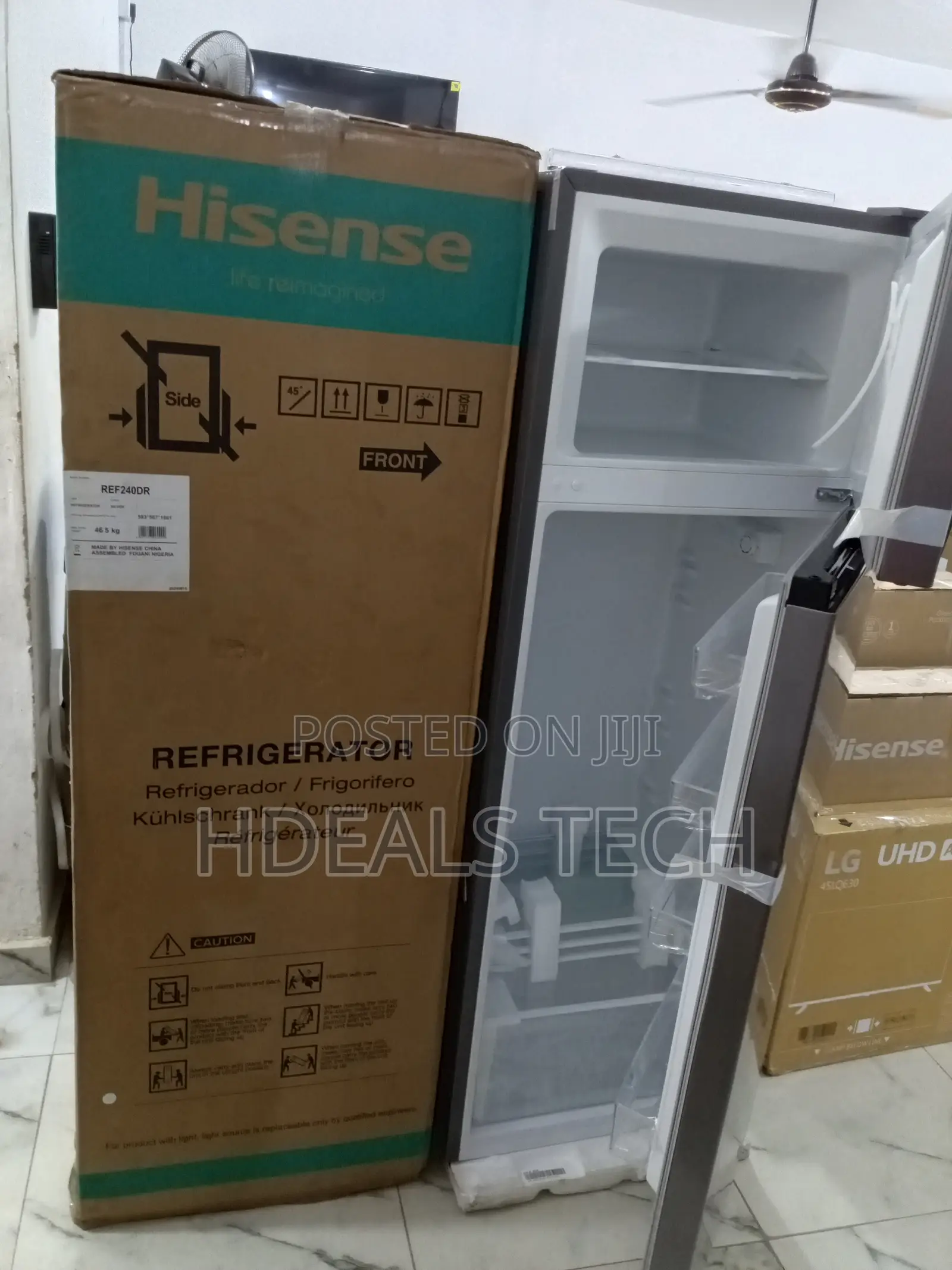 Ref240dr Refrigerator - Where Function Meets Form