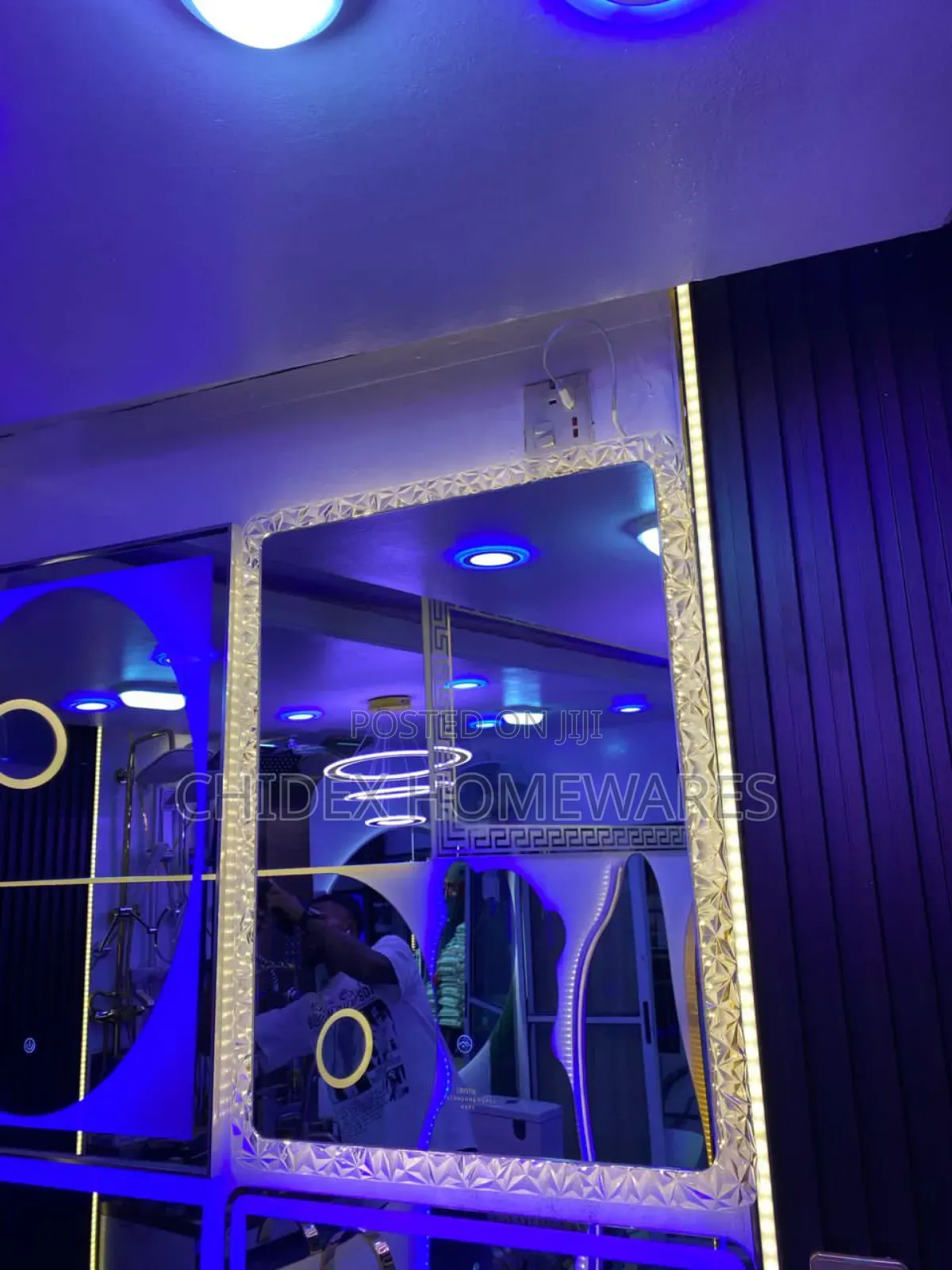 Crystal Mirror
