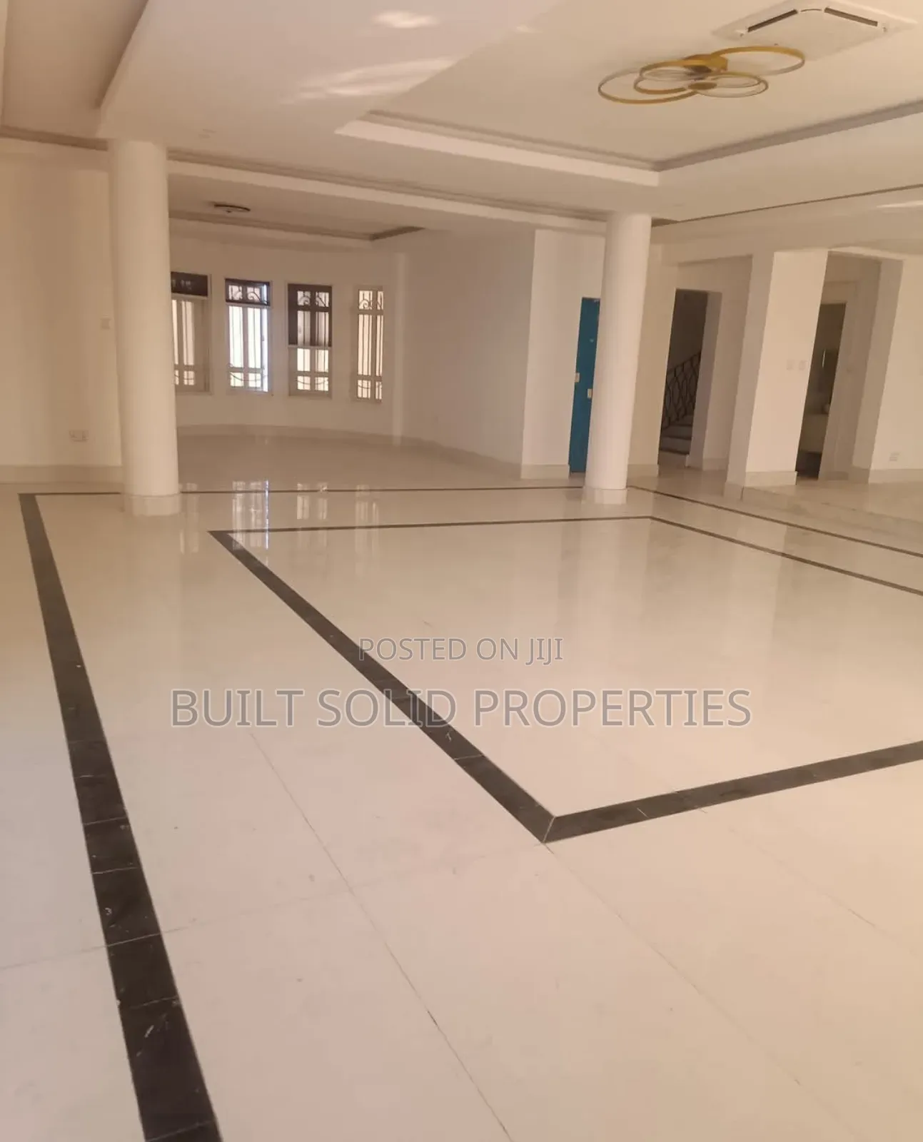 7bdrm Maisonette in Katampe for sale