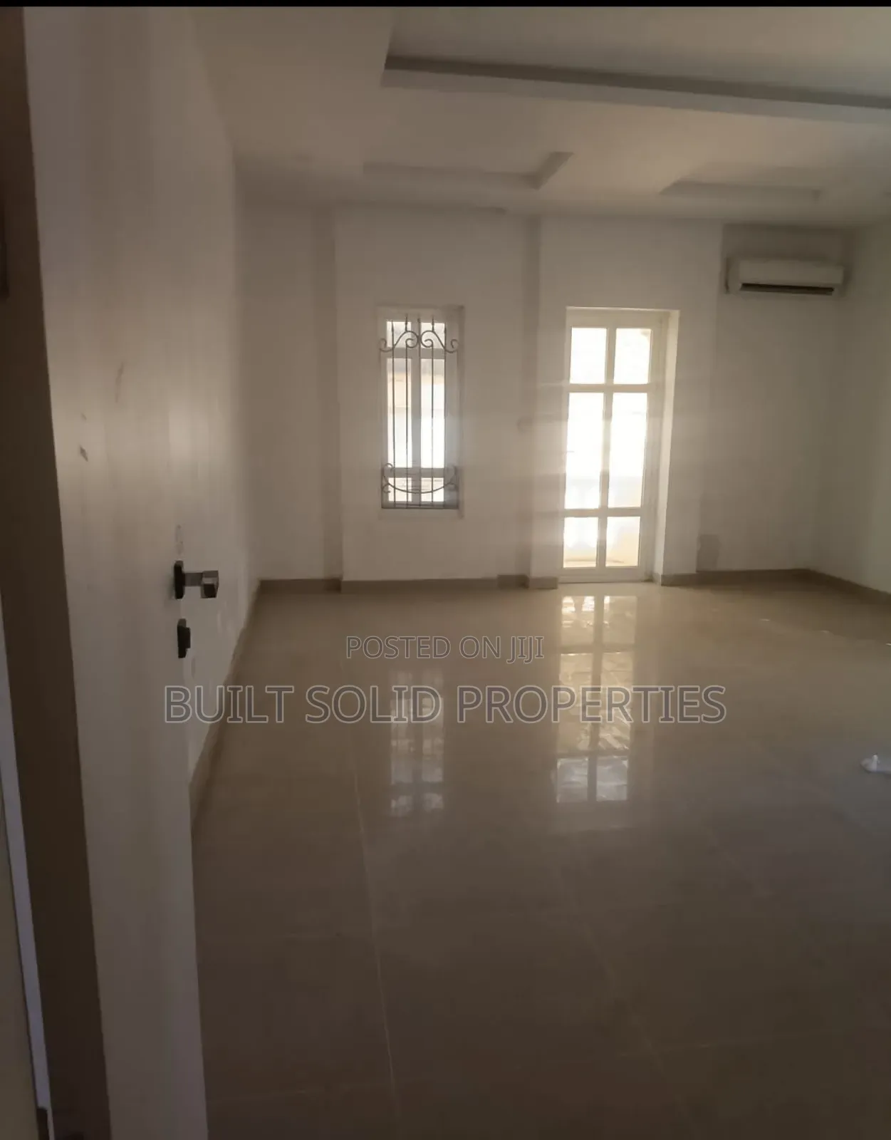 7bdrm Maisonette in Katampe for sale