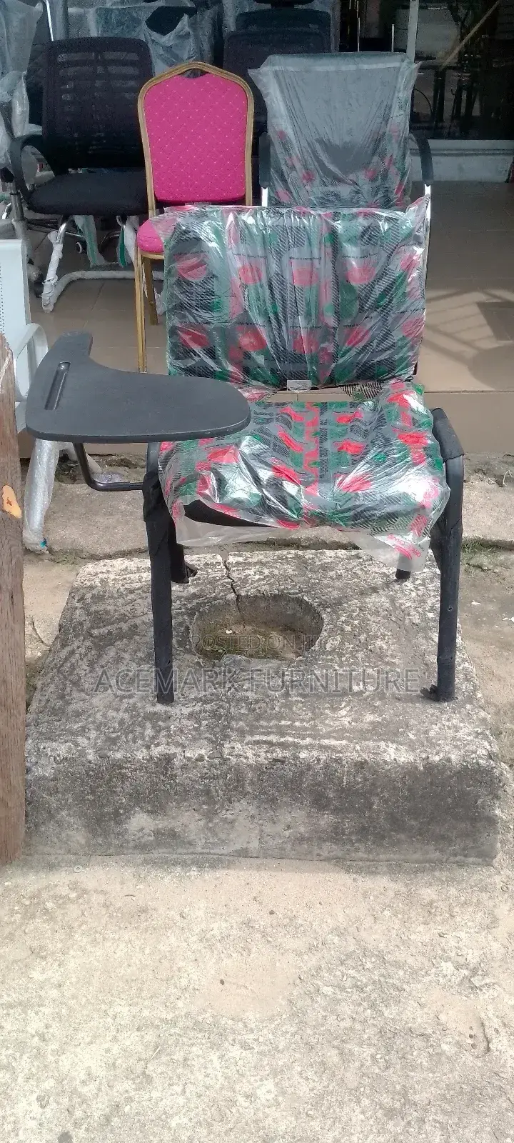 Student Training Chair
