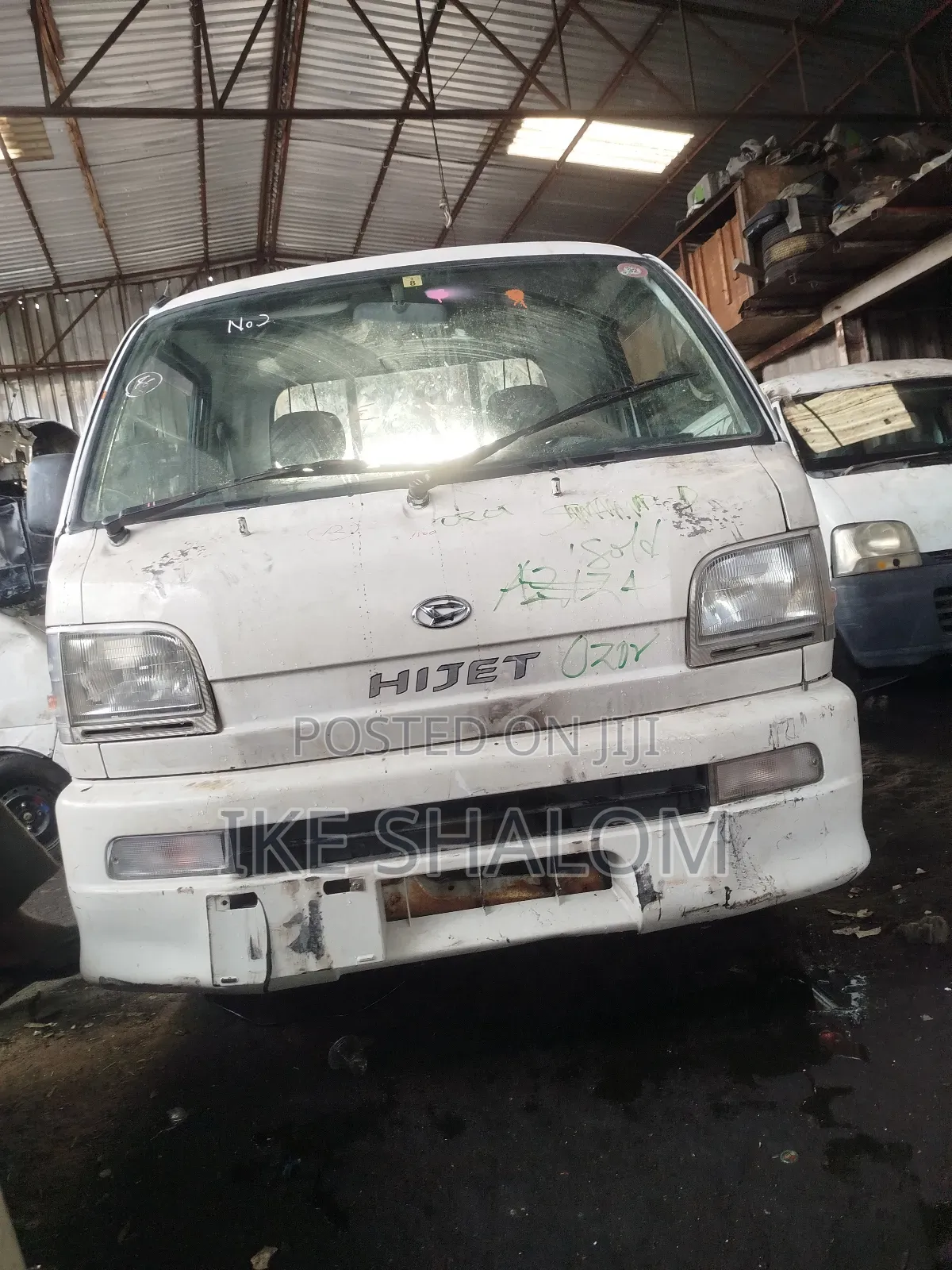 Daihatsu Hijet 2010 White