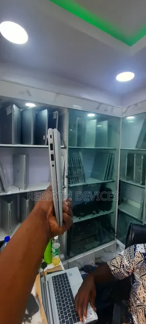 Laptop HP EliteBook 830 G7 8GB Intel Core i5 SSD 512GB
