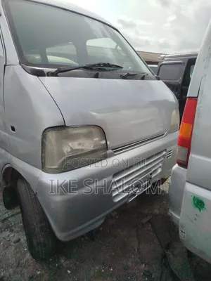 Suzuki Every 2010