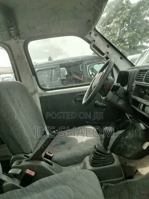 Suzuki Every 2010