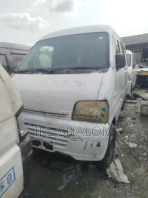 Suzuki Every 2010 White