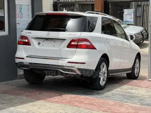 Mercedes-Benz M Class ML350 4MATIC 4dr SUV AWD (3.5L 6cyl 7A) 2015
