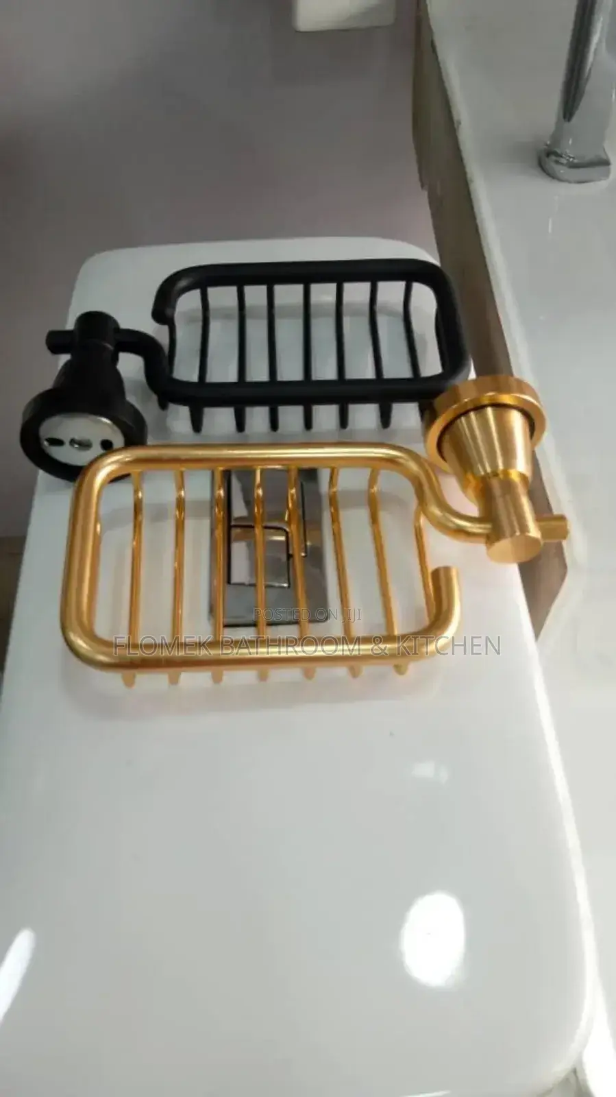 Gold And Black Tablet Soap Dish.