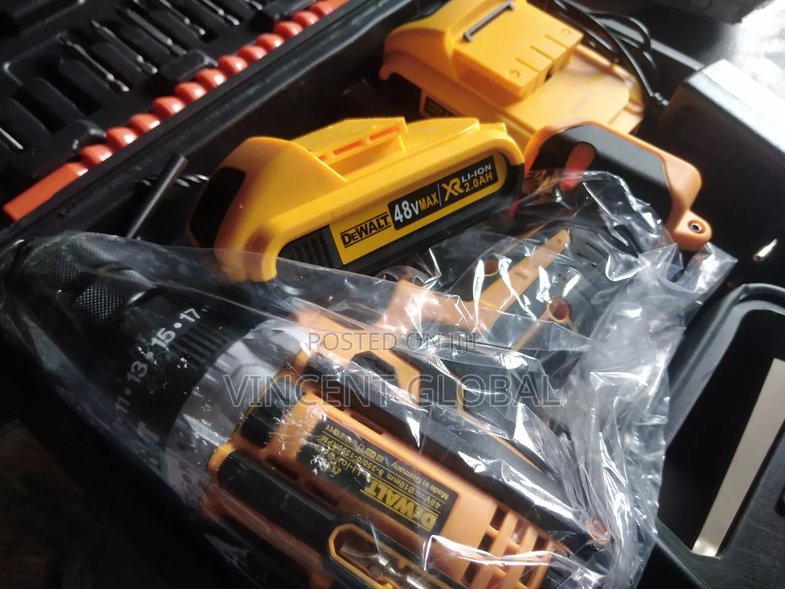 De-Walt 48v Drill/Screw Machine