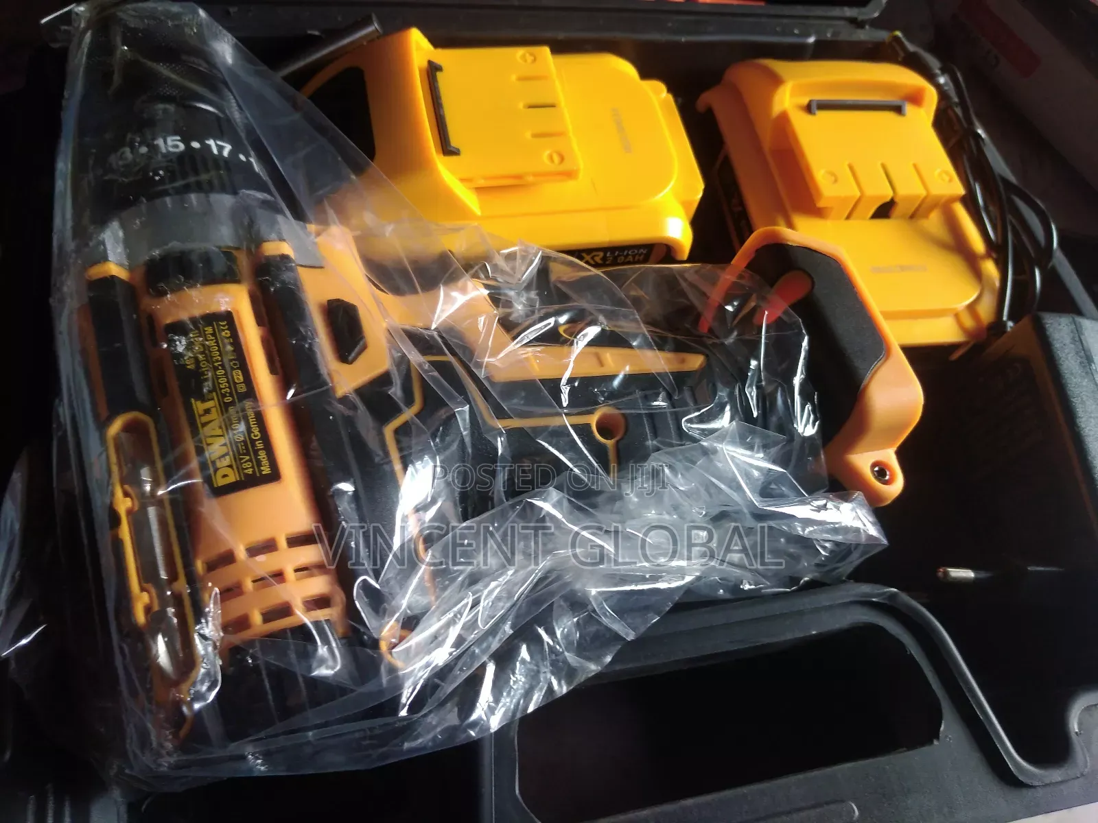 De-Walt 48v Drill/Screw Machine
