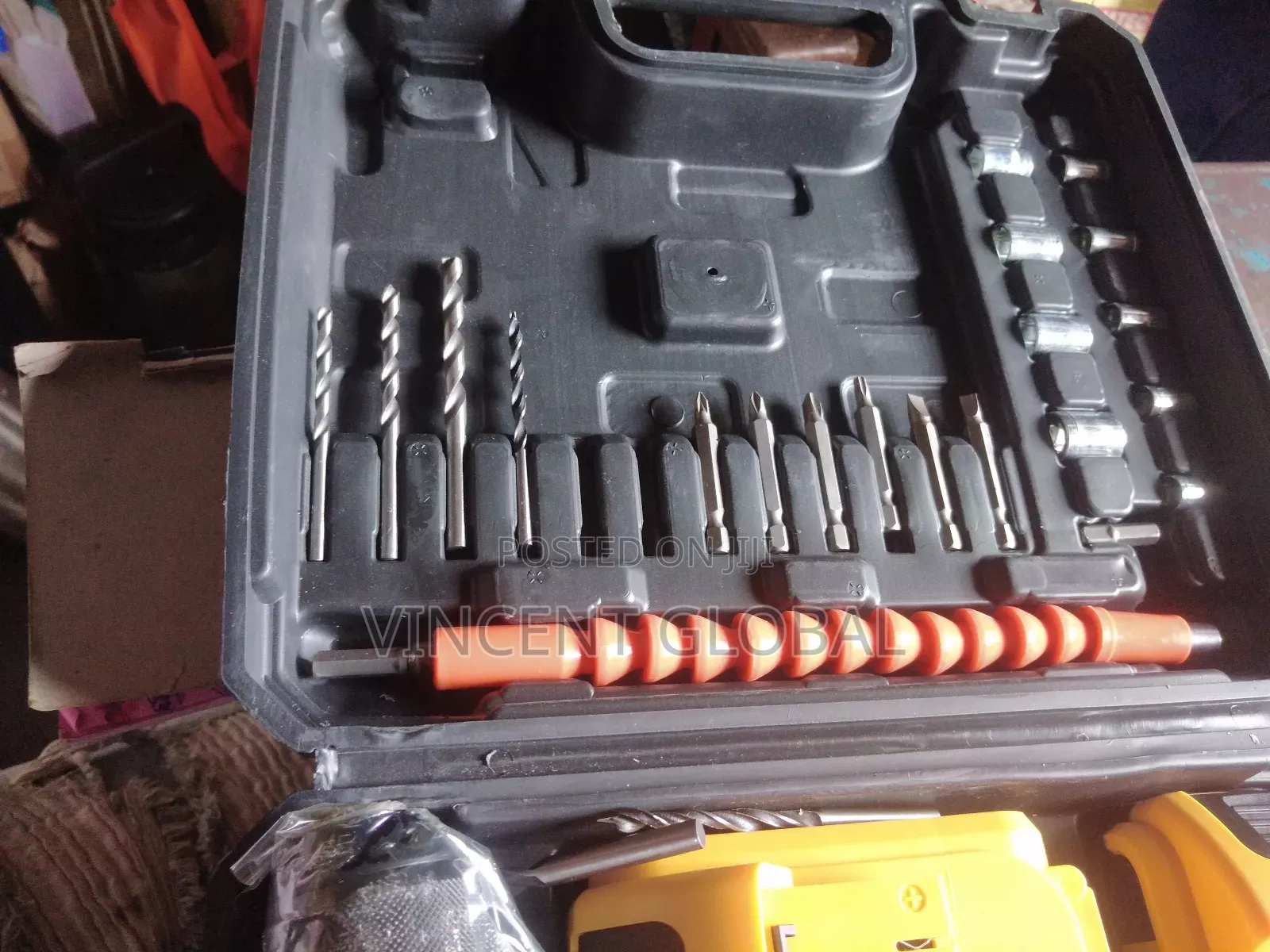 De-Walt 48v Drill/Screw Machine