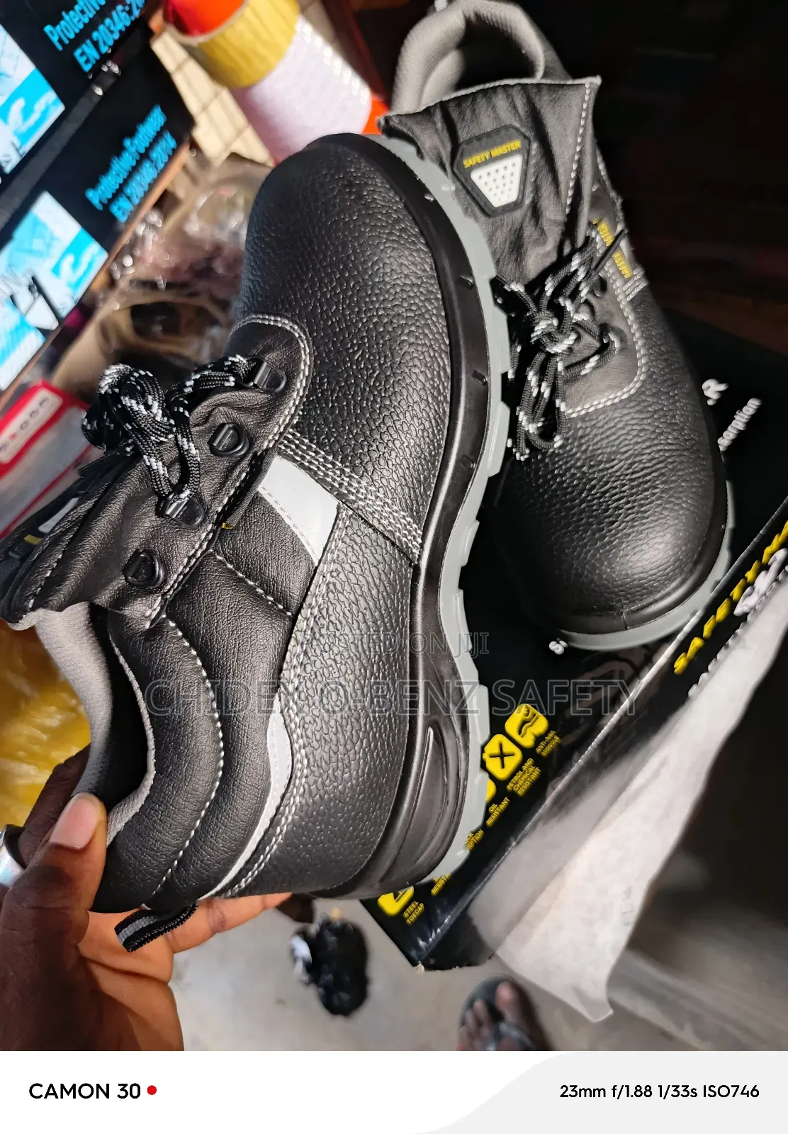 Safety Master Boot