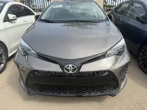 Toyota Corolla LE Premium 4dr Sedan (1.8L 4cyl CVT) 2016 Gray