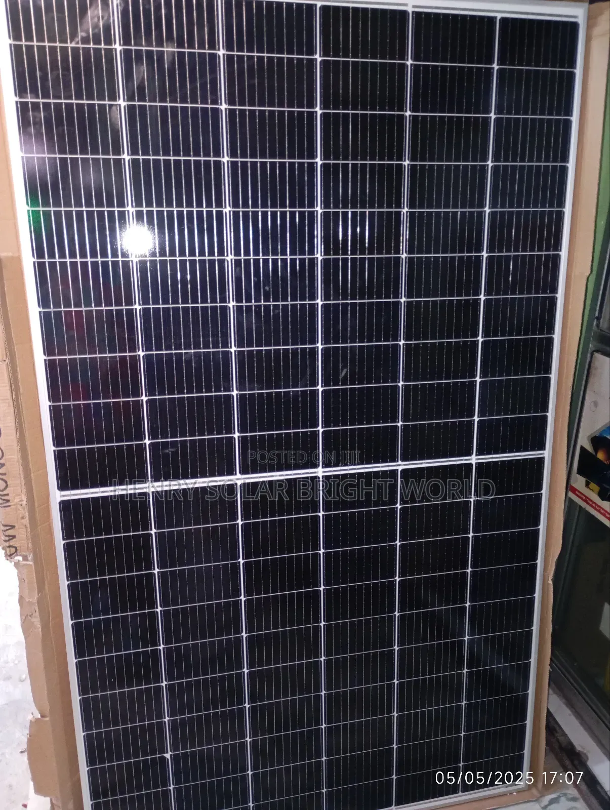 Suncrown Panel 420w Halve Cut