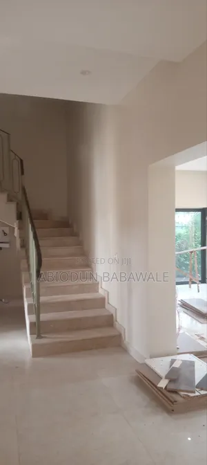 5bdrm Duplex in Jahi District Abuja for rent