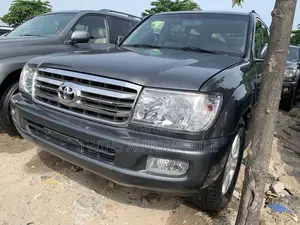 Toyota Land Cruiser 2007 Gray