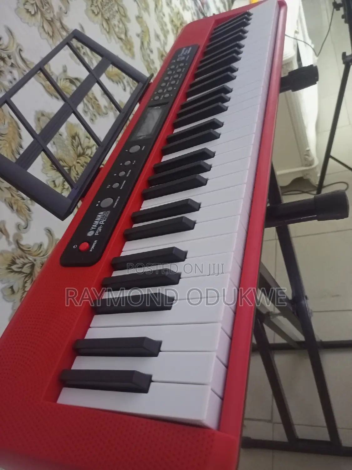 61key Yamaha Touch Sensitivity Piano