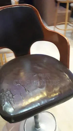 We Repairs Barstool and Also Refording of Bad Leather