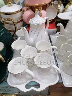 Quality Breakable Jug and Mugs