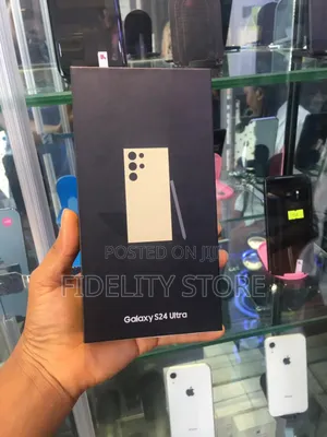 New Samsung Galaxy S24 Ultra 256 GB Gold