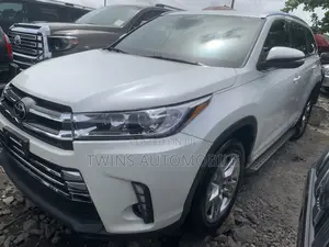 Toyota Highlander Limited 4dr SUV AWD (3.5L 6cyl 6A) 2015 White