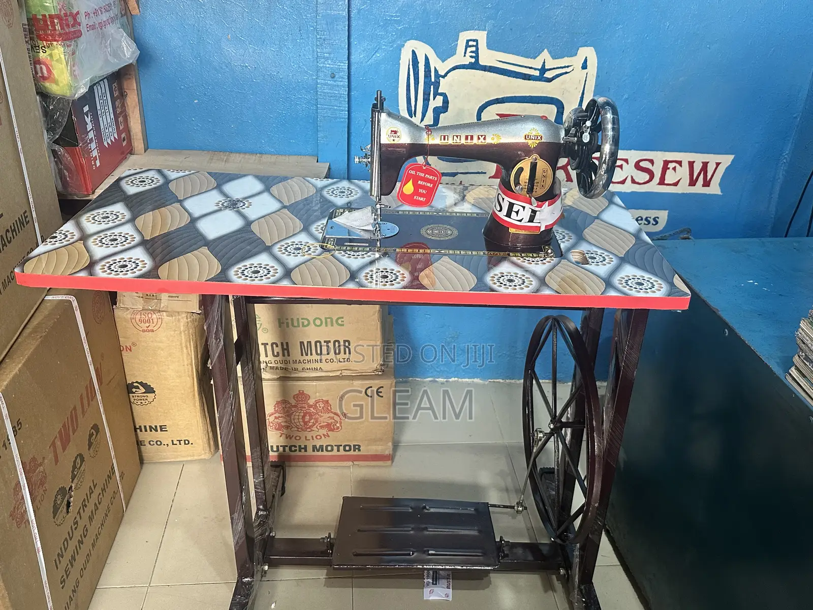 Unix Straight Sewing Machine