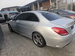 Mercedes-Benz C300 Sport 4dr AWD 4Matic Sedan (2.0L 4cyl 7A) 2015