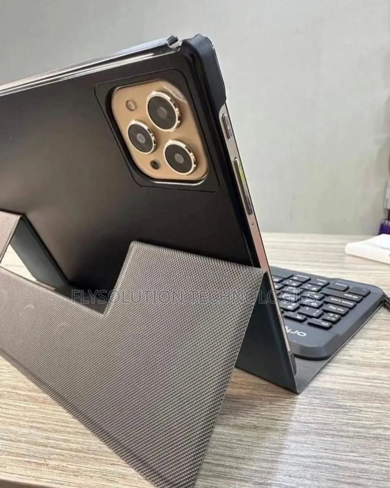 New Trifone X1004 Pro 256 GB