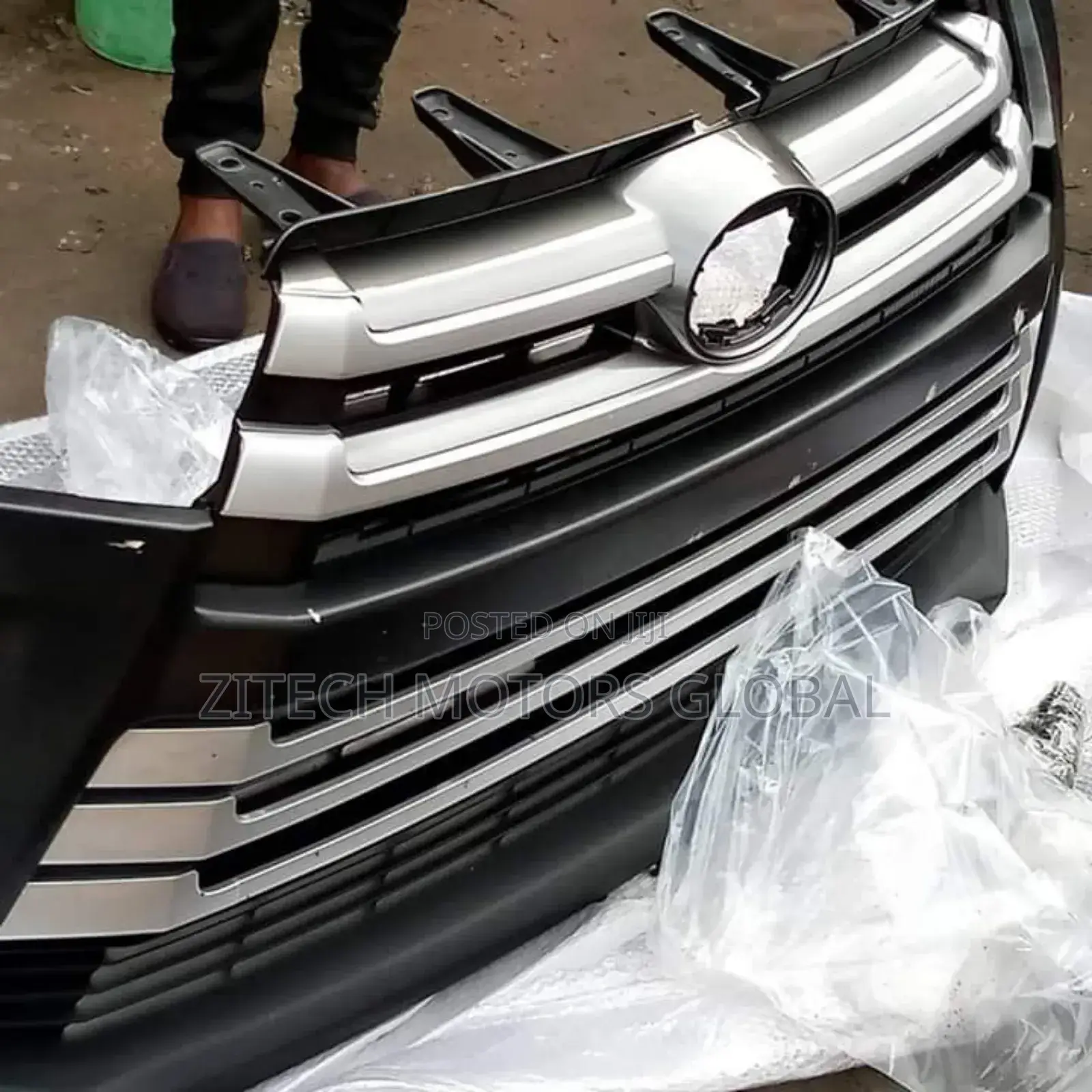 Complete Front Bumper Highlander 2018