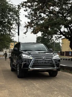 Lexus LX 2017 Black