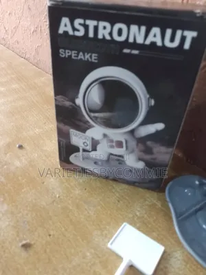 Portable High Bass Sound Astronaut Bluetooth Speaker
