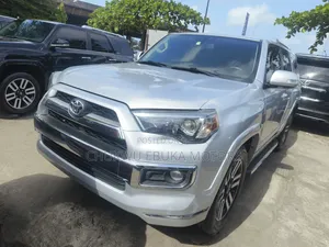 Toyota 4-Runner Limited 4X4 2013 Silver
