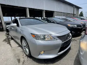 Lexus ES 2015 Silver