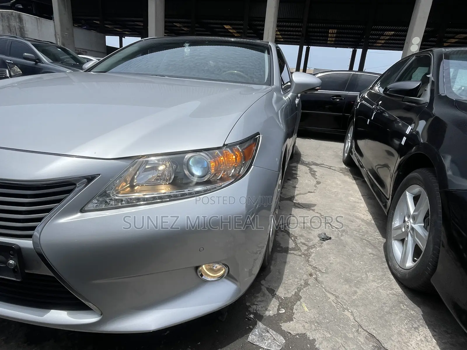 Lexus ES 2015 Silver