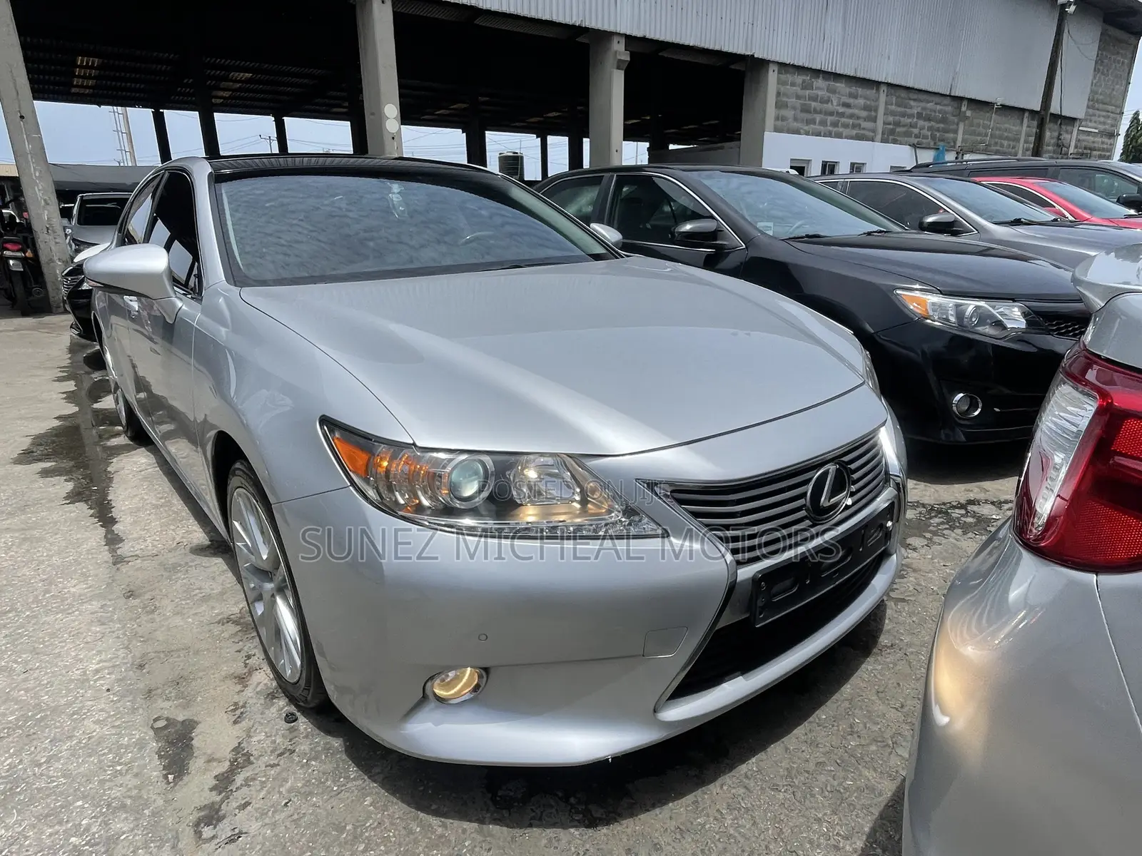 Lexus ES 2015 Silver