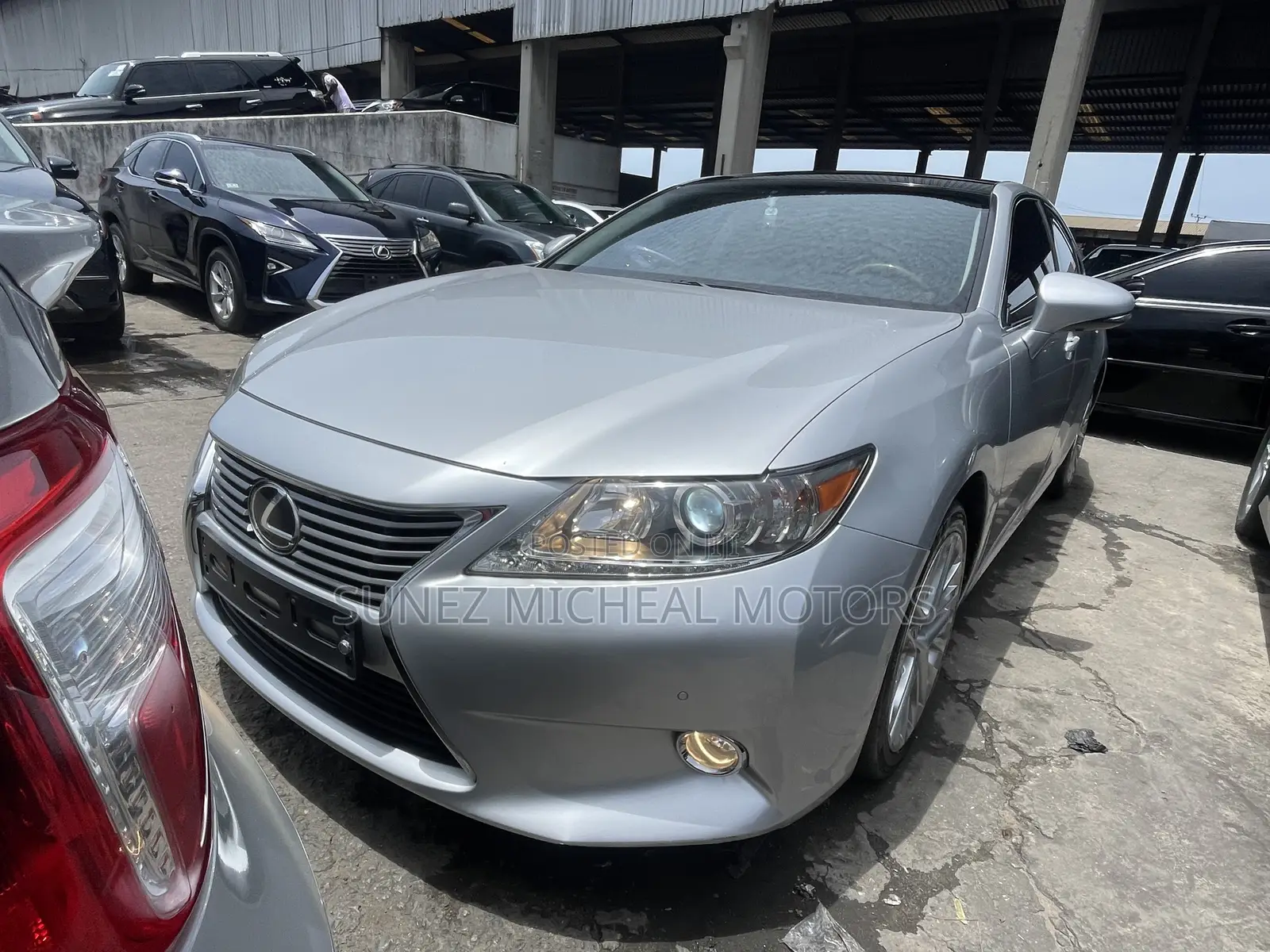 Lexus ES 2015 Silver