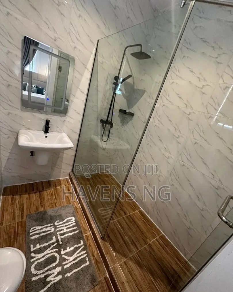 Luxury 2-Bedroom Apartment