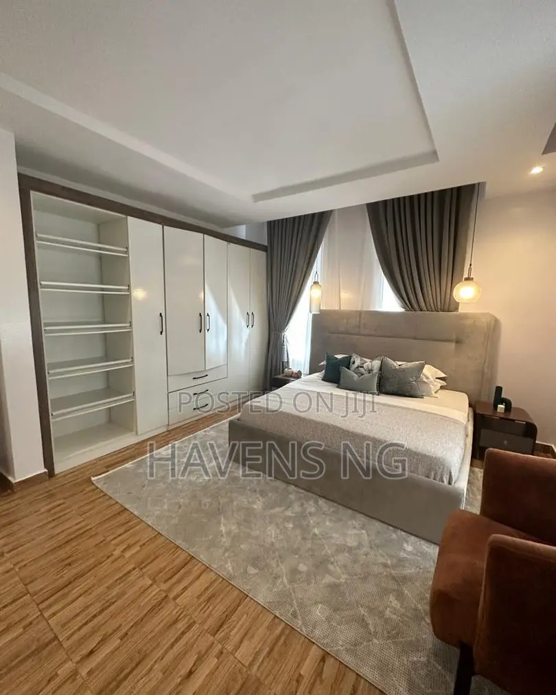 Luxury 2-Bedroom Apartment