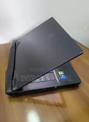 Laptop MSI GP66 LEOPARD 10UG 16GB Intel Core I7 SSD 512GB