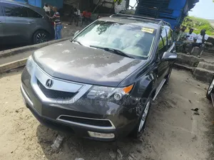 Acura MDX Technology Package SUV AWD (3.7L 6cyl 6A) 2011 Gray