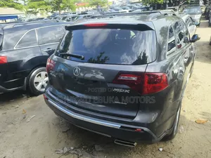 Acura MDX Technology Package SUV AWD (3.7L 6cyl 6A) 2011 Gray