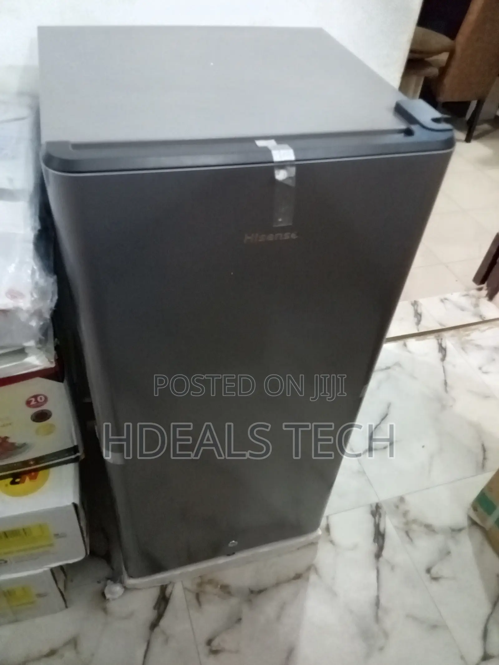 Hisense Compact 150l Fridge With Lock