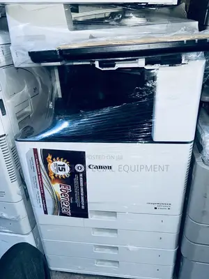 Canon Imagerunnner Advance C3525i