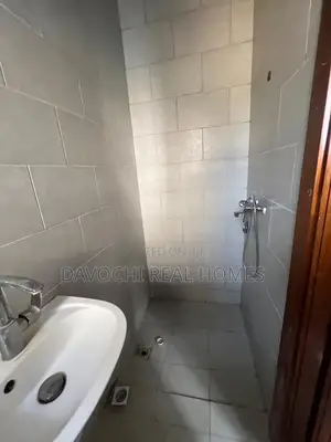 Photo - 5bdrm Duplex in Lekki Phase1 Right for rent